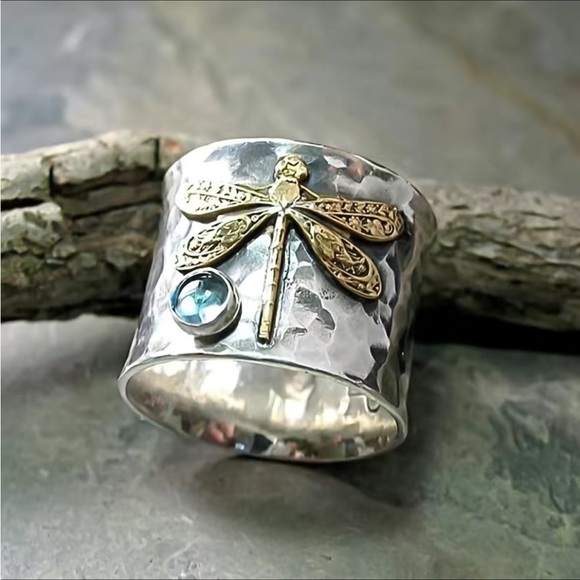 Dragonfly Ring Thumb Ring Silver Tone Hammered Look Unisex - Picture 5 of 13